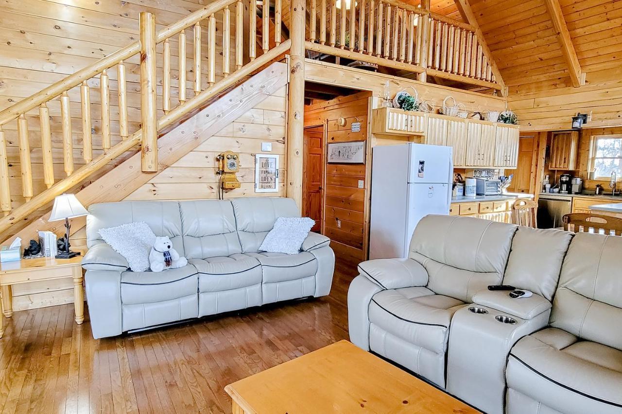 Lazy Bear Lodge Sevierville Extérieur photo