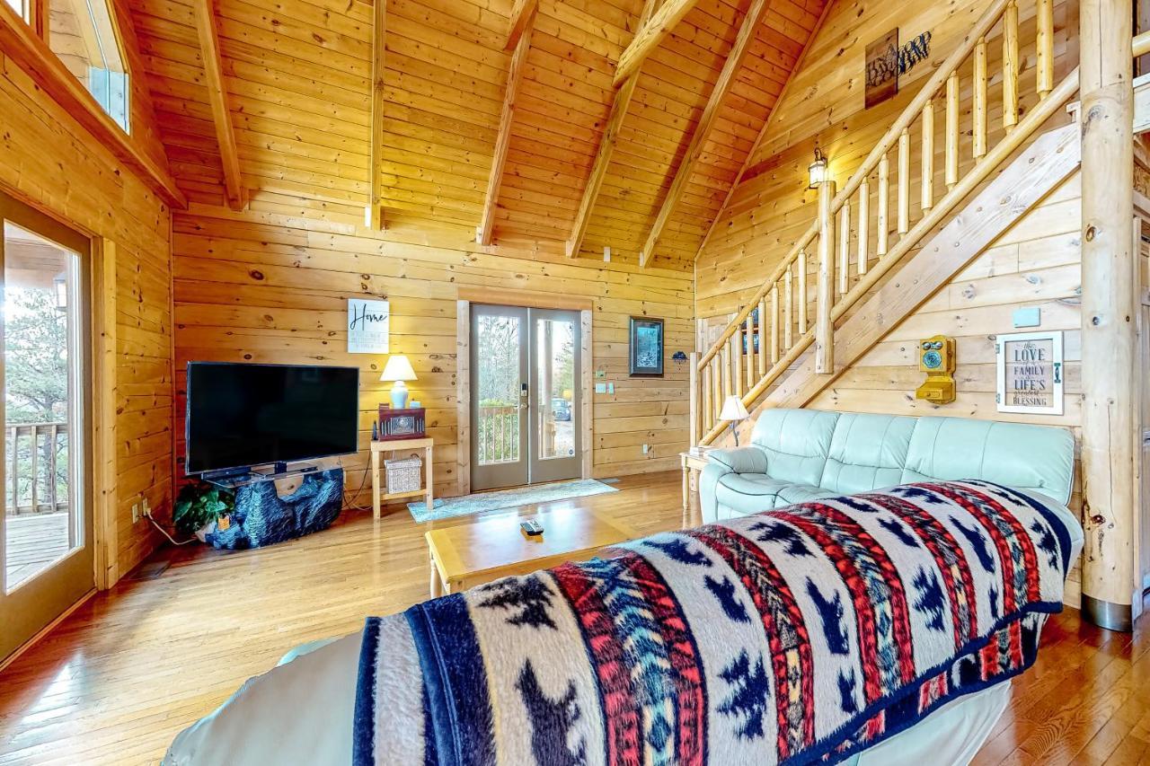 Lazy Bear Lodge Sevierville Extérieur photo
